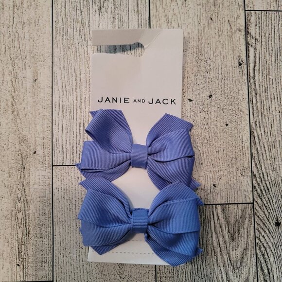 Janie and Jack Other - Janie and Jack Periwinkle Clip in hair bows